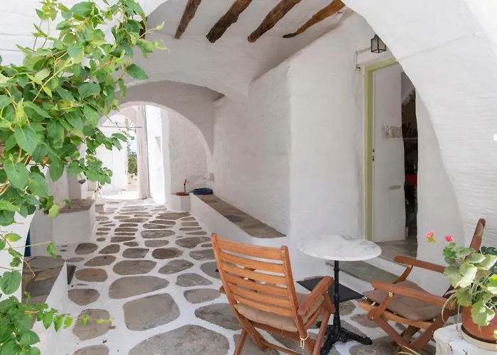 Holiday home Traditional Stonebuilt House *