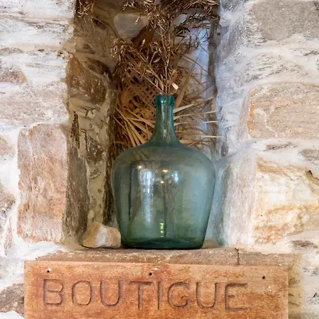 Holiday home Traditional Stonebuilt House