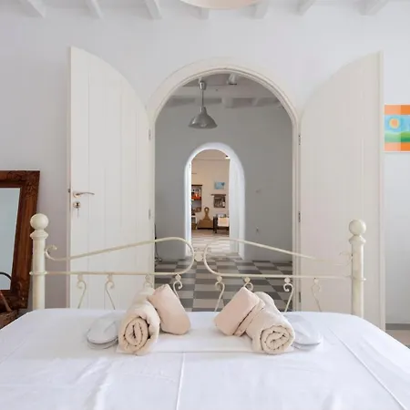 Holiday home Traditional Stonebuilt House