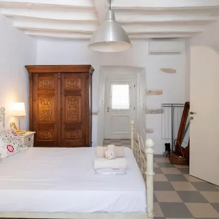 Holiday home Traditional Stonebuilt House Parikia (Paros)