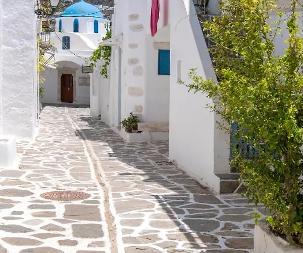 Traditional Stonebuilt House בית נופש