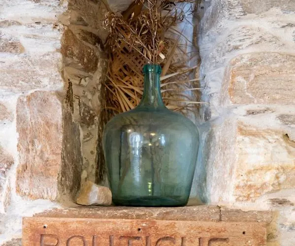 بيت للعطل Traditional Stonebuilt House